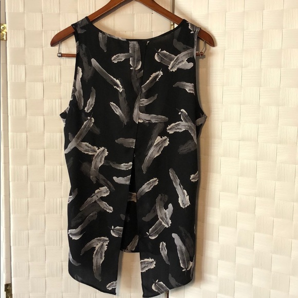 Split Back Tank - Picture 2 of 4